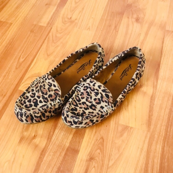 Lucky Brand Shoes - NWOT Lucky Brand Loafers